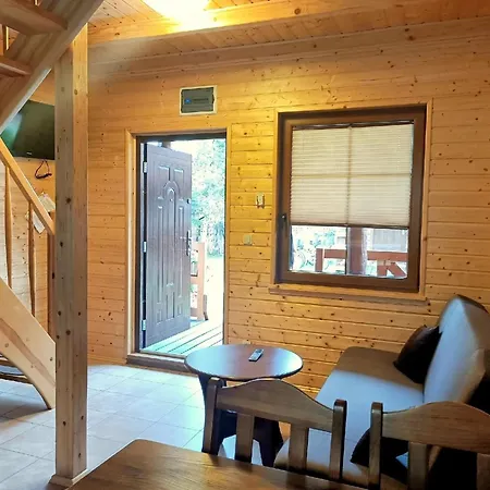 Blockhaus In Mit Terrasse Und Garten * Bobolin