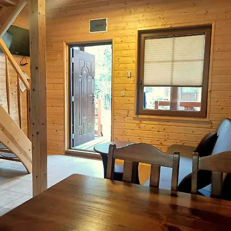 Blockhaus In Mit Terrasse Und Garten Holiday home